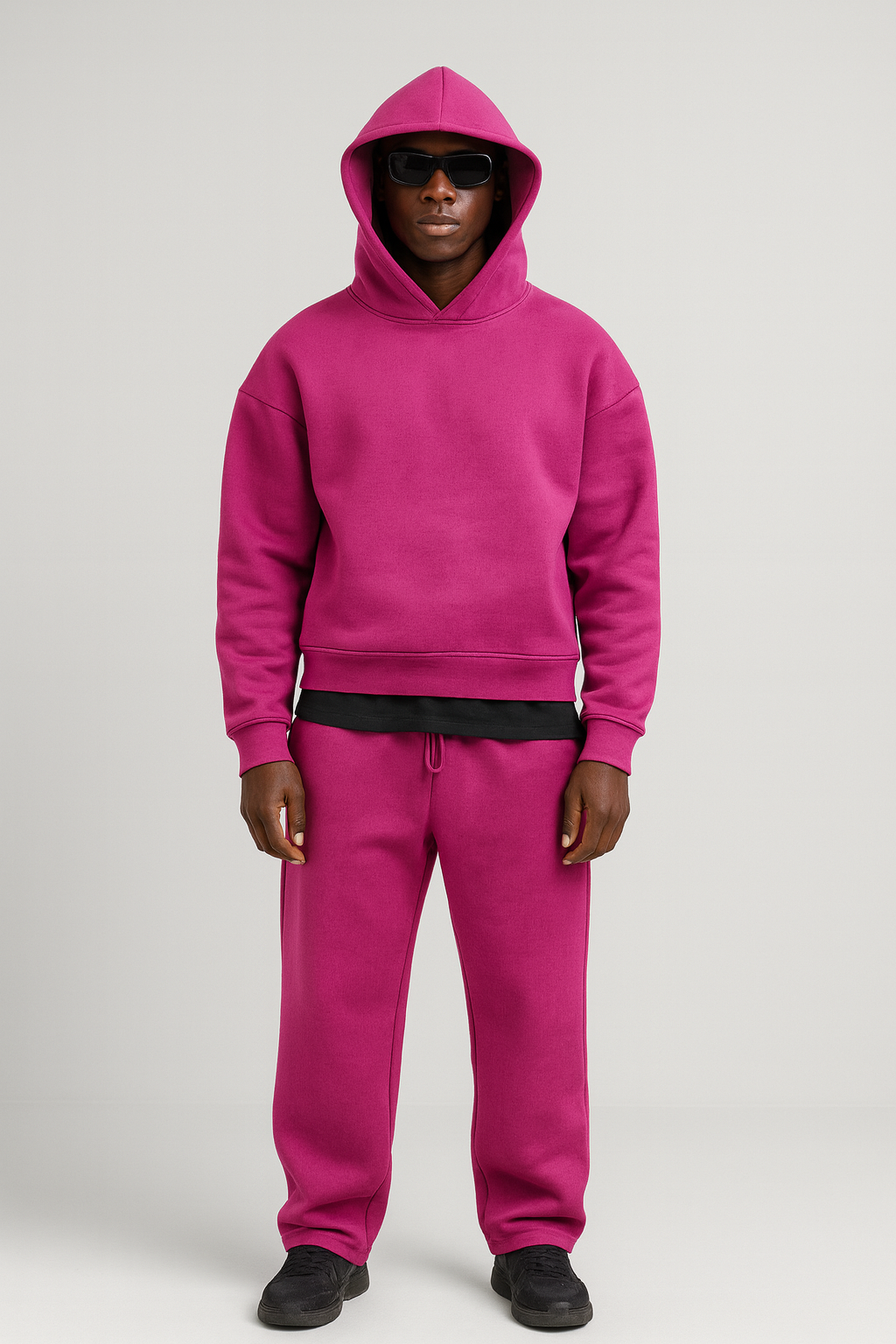 Outfit Herren mit Hoodie und Jogginghose - 4