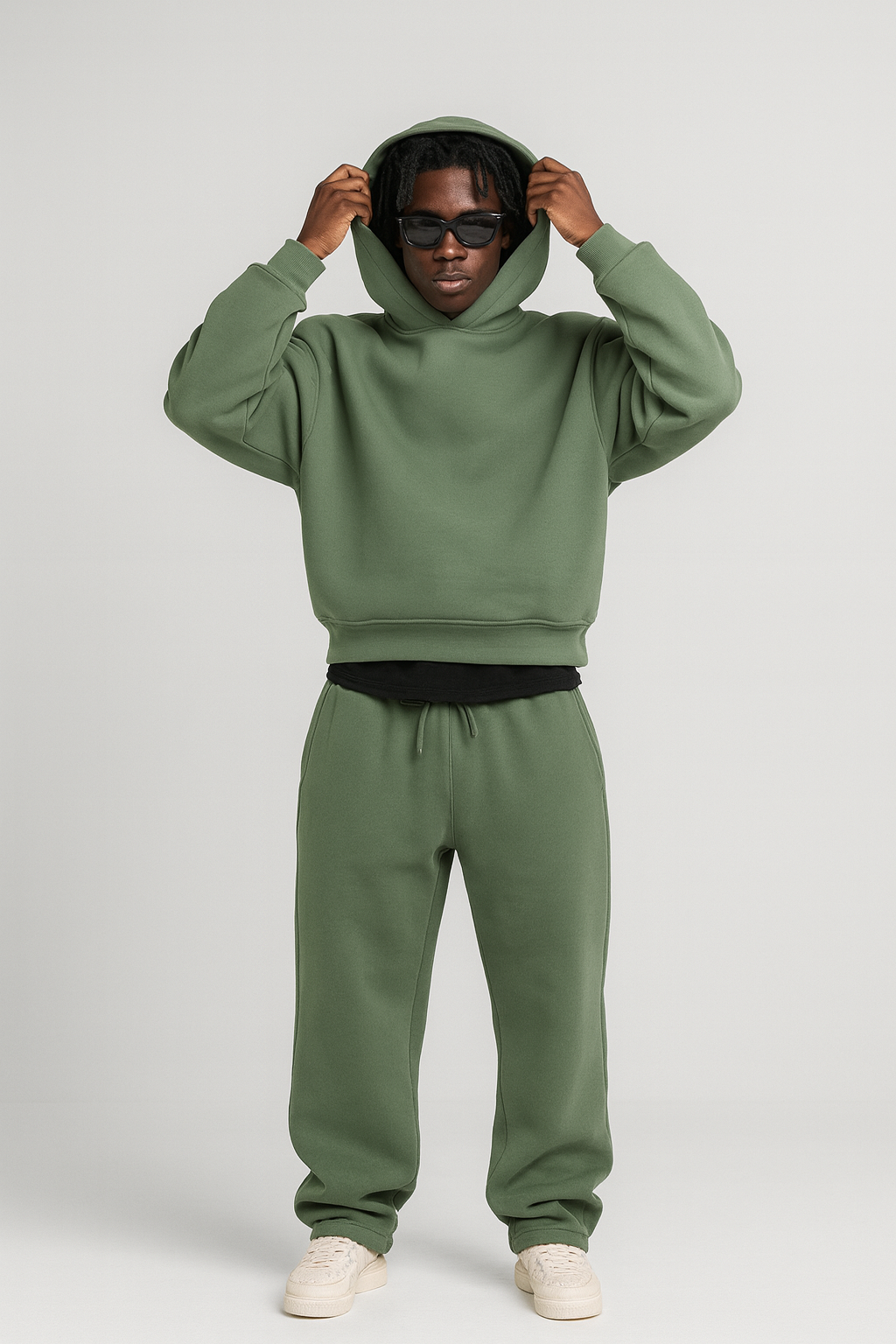 Outfit Herren mit Hoodie und Jogginghose - 5