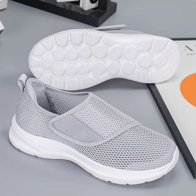 Damen Komfortschuhe mit verstellbarem Riemen - Extra Breite & Atmungsaktives Mesh - J&B - 8