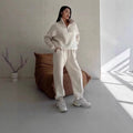 Lounge Set Damen mit hohem Kragen und lockerer Passform - 3