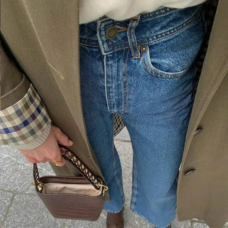 Modische Damenjacke im lässigen Schnitt mit Karodetails - 8