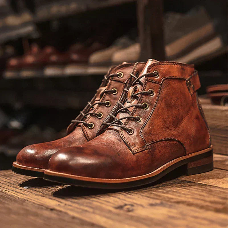 Herren Boots im klassischen Design mit robuster Schnürung - 1