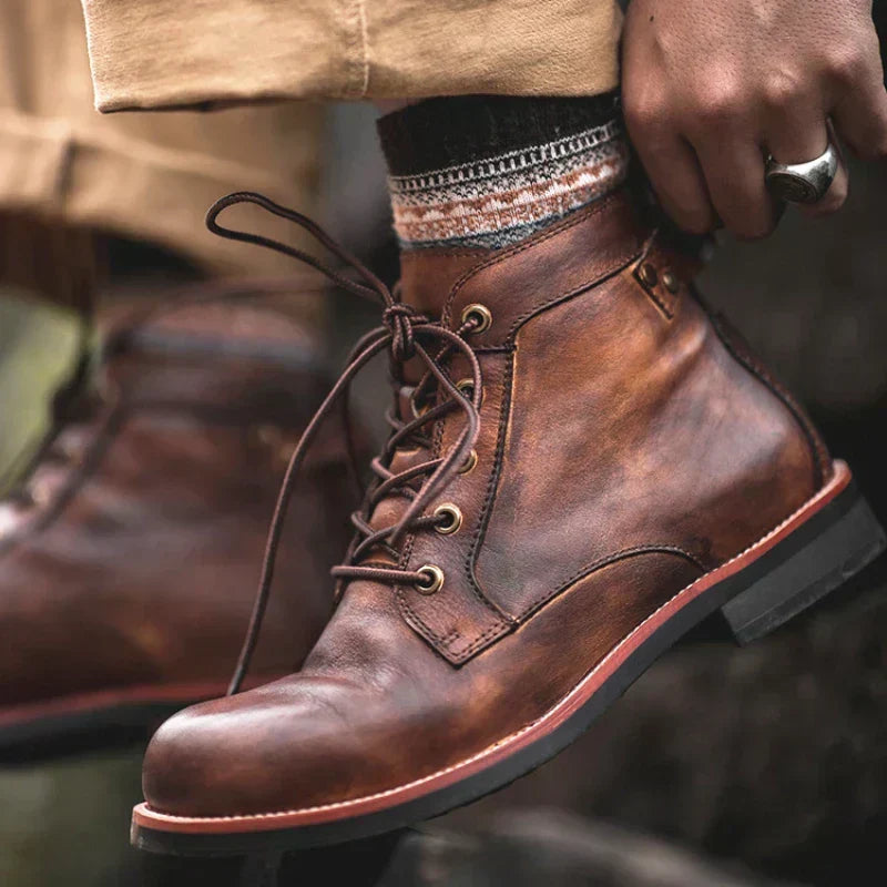 Herren Boots im klassischen Design mit robuster Schnürung - 3