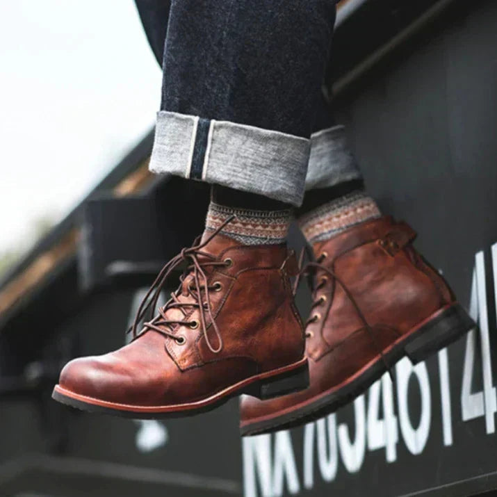 Herren Boots im klassischen Design mit robuster Schnürung - 5