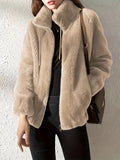 Damen Jacke mit hohem Kragen und praktischem Reißverschluss - 1