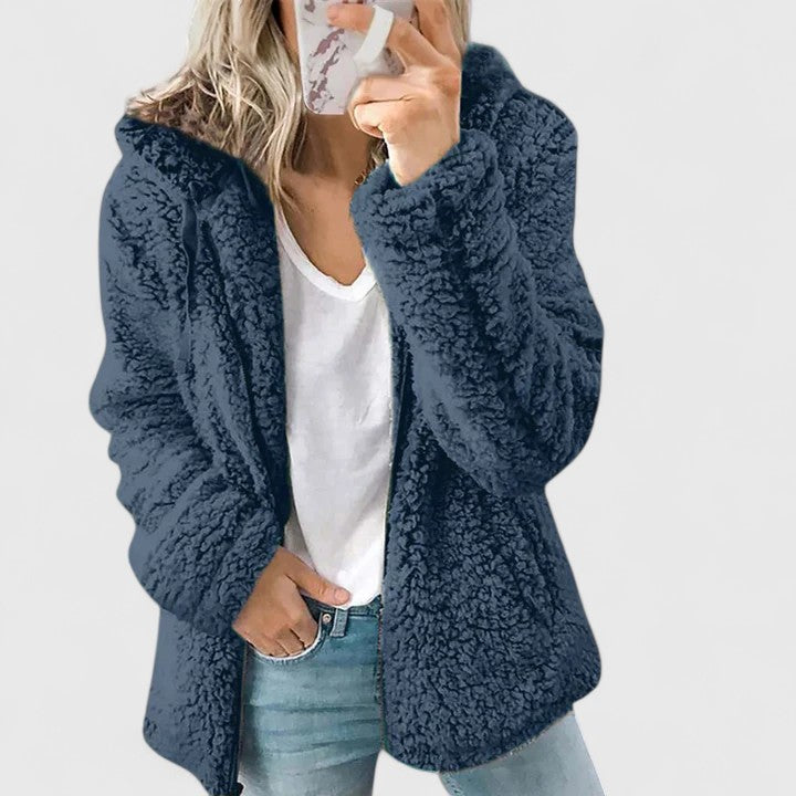 Damenjacke mit Kapuze im kuscheligen Design - 1