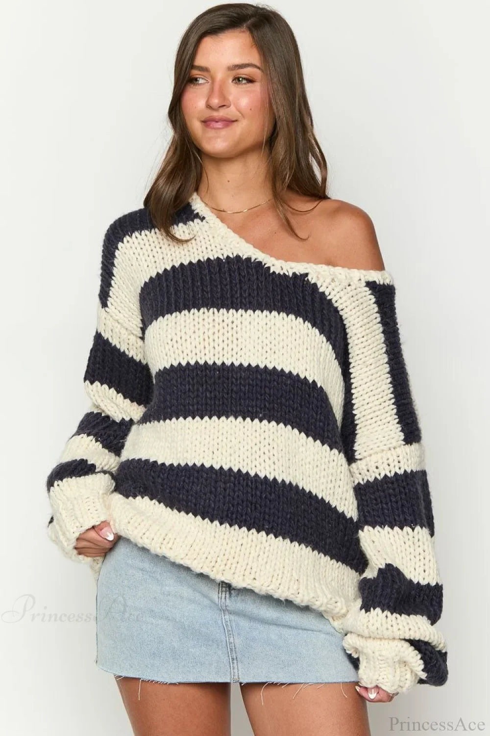 Pullover Damen mit lässigem Schnitt und Off-Shoulder Design - 3