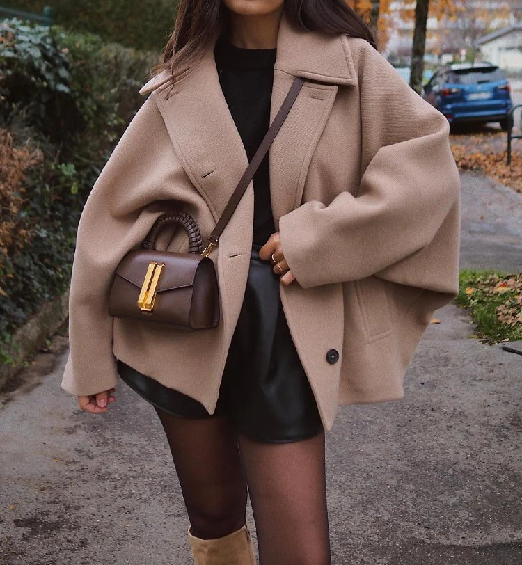 Oversized Jacke Damen mit breitem Revers und Knopfverschluss - 1