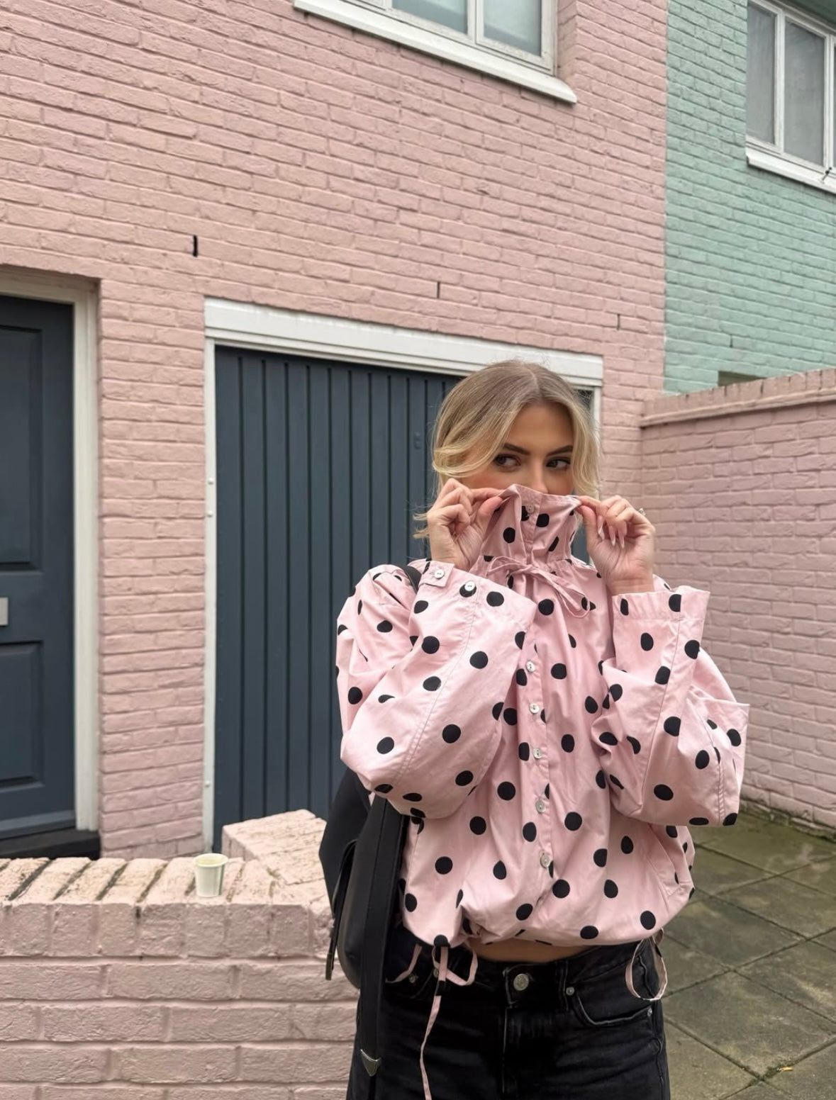 Bluse Damen mit hohem Kragen und Puffärmeln - 4