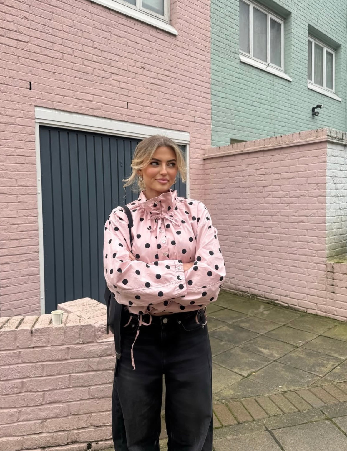 Bluse Damen mit hohem Kragen und Puffärmeln - 6