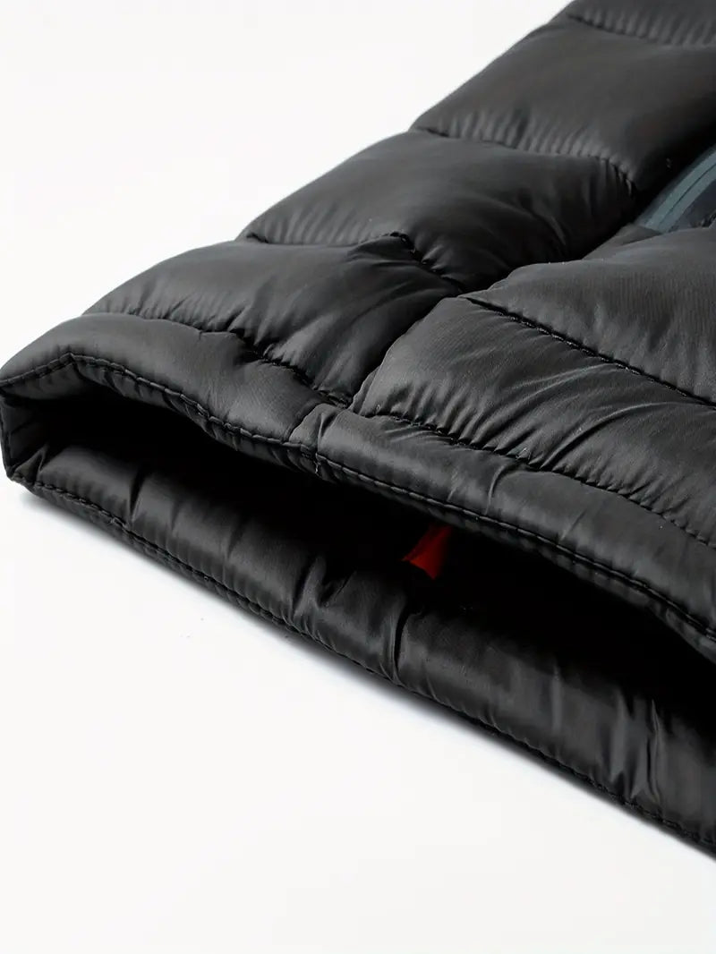Sportliche Herrenjacke mit Kapuze und Steppdesign - 17