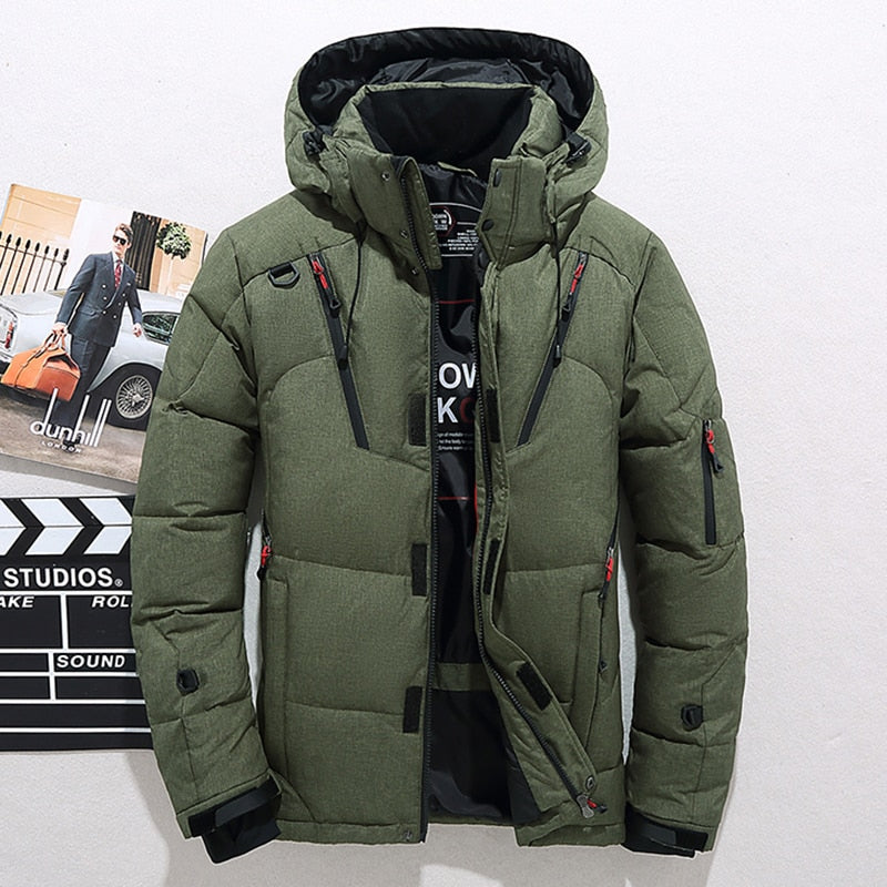 Moderne Herren Winterjacke mit abnehmbarer Kapuze und praktischen Taschen - 6