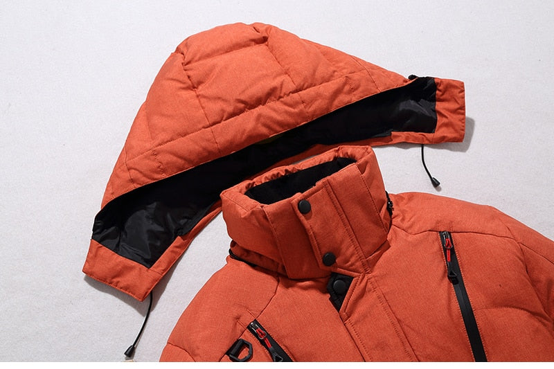 Moderne Herren Winterjacke mit abnehmbarer Kapuze und praktischen Taschen - 8