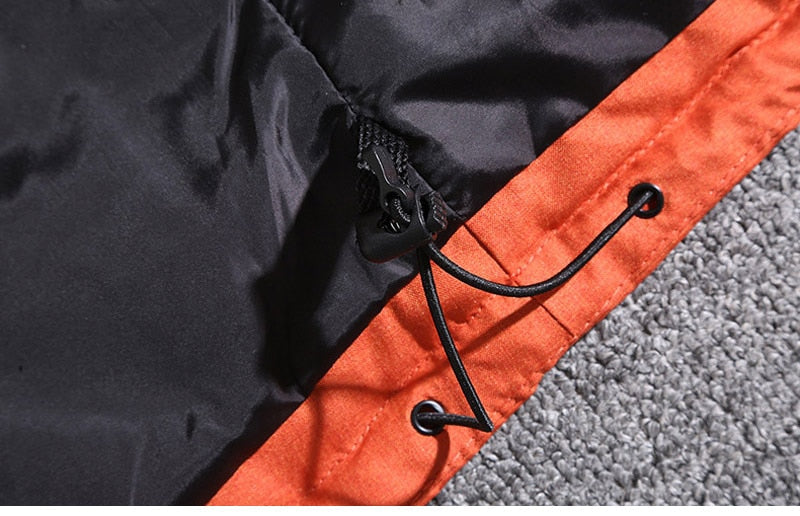 Moderne Herren Winterjacke mit abnehmbarer Kapuze und praktischen Taschen - 13