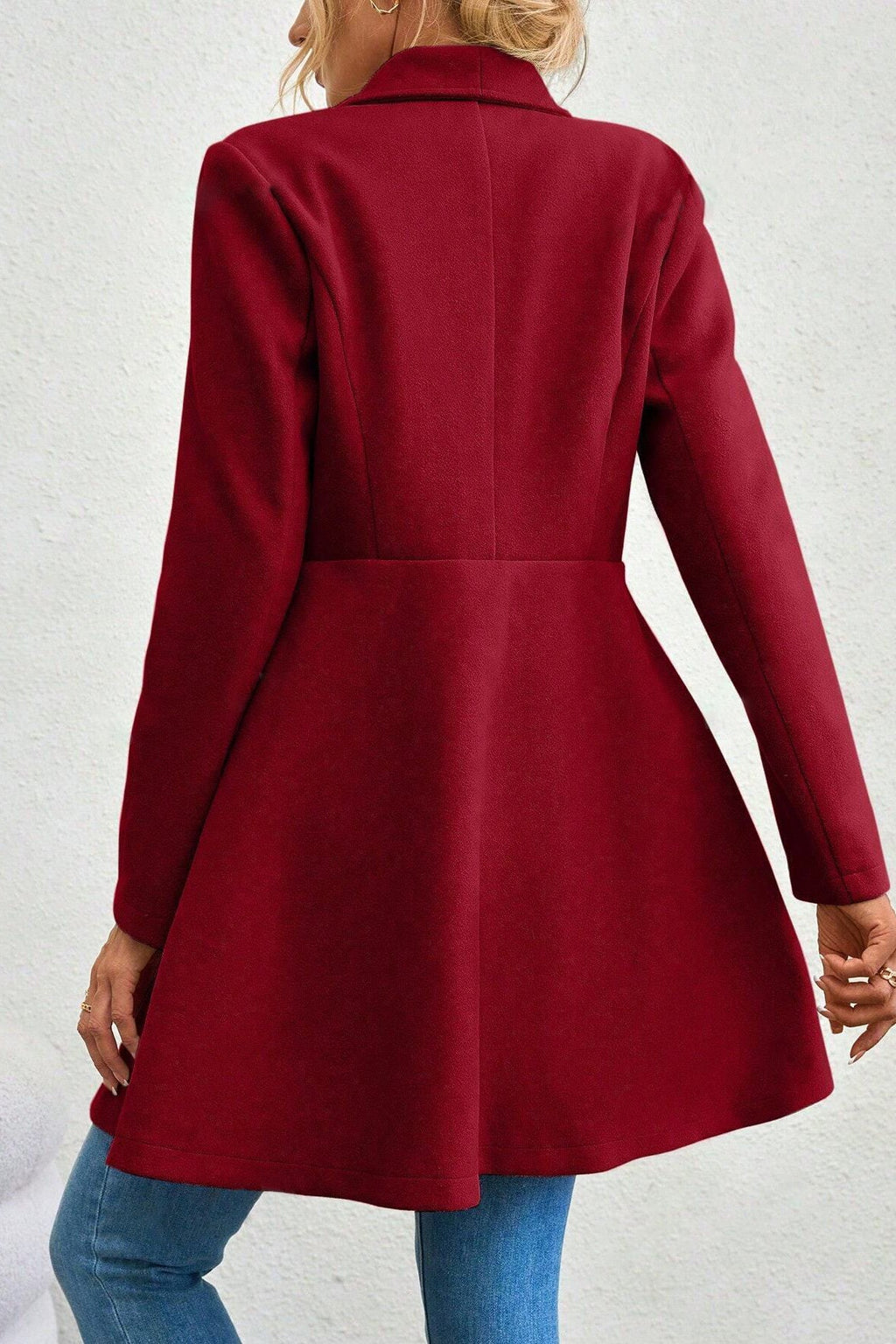 Damenjacke mit taillierter Silhouette und offenem Kragen - 12