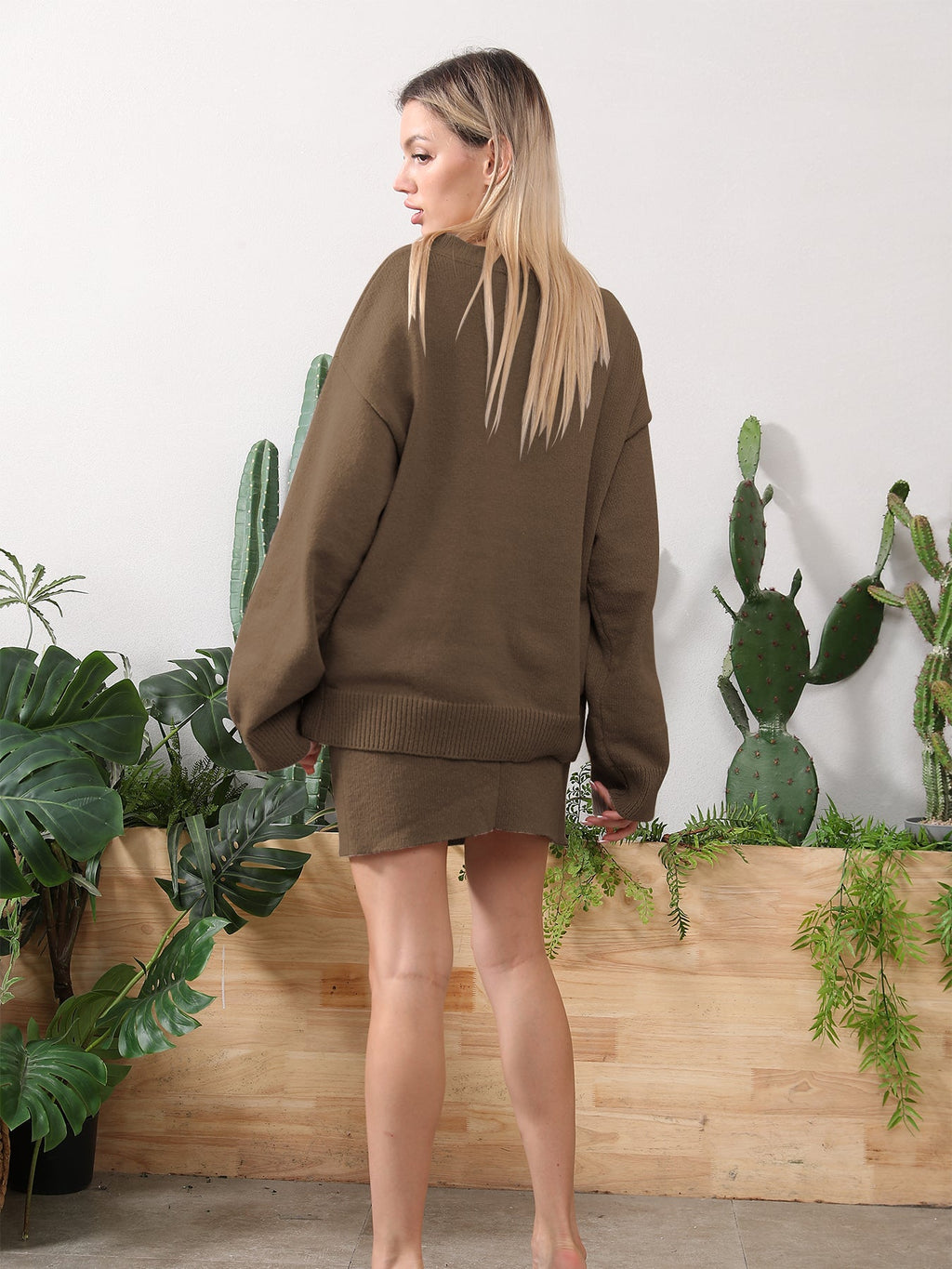 Damen Outfit mit lässigem Schnitt und weitem Oberteil - 4