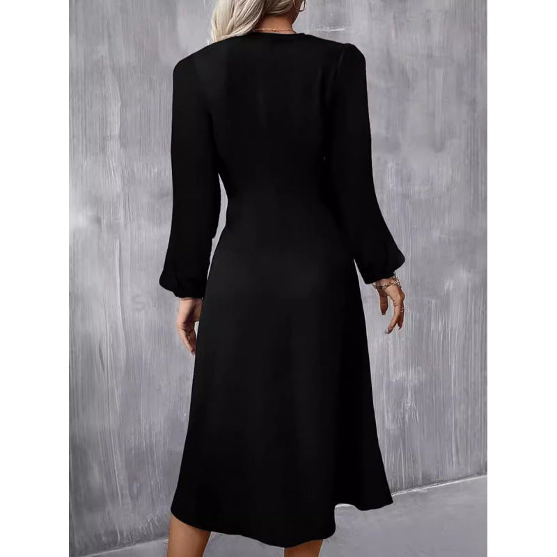 Damen Kleid mit langen Ärmeln und figurschmeichelndem Schnitt - 2
