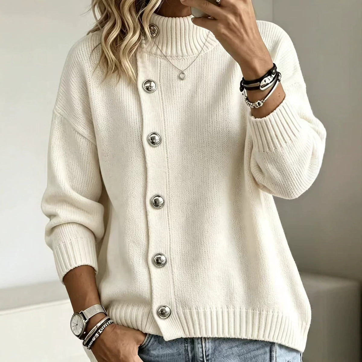 Pullover Damen mit Stehkragen und modischen Knopf-Details - 1