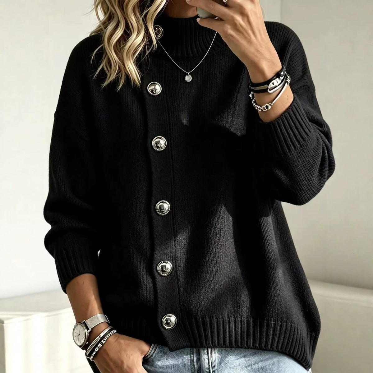 Pullover Damen mit Stehkragen und modischen Knopf-Details - 5
