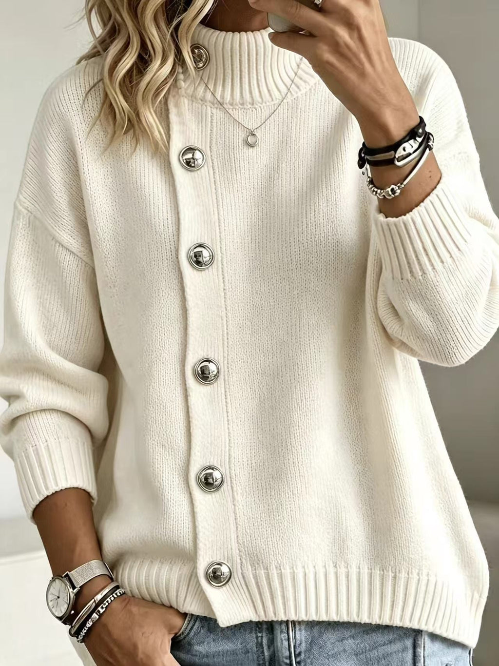 Pullover Damen mit Stehkragen und modischen Knopf-Details - 6