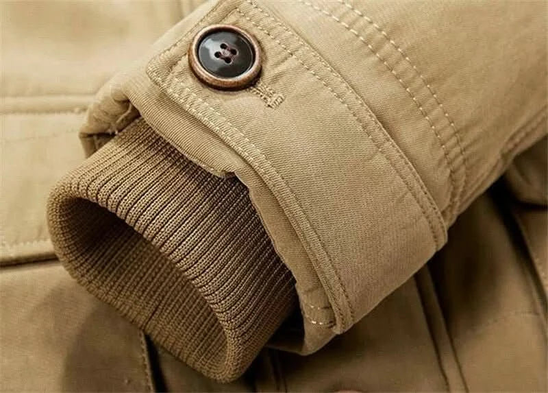 Herrenjacke mit Kapuze und praktischen Taschen - 11