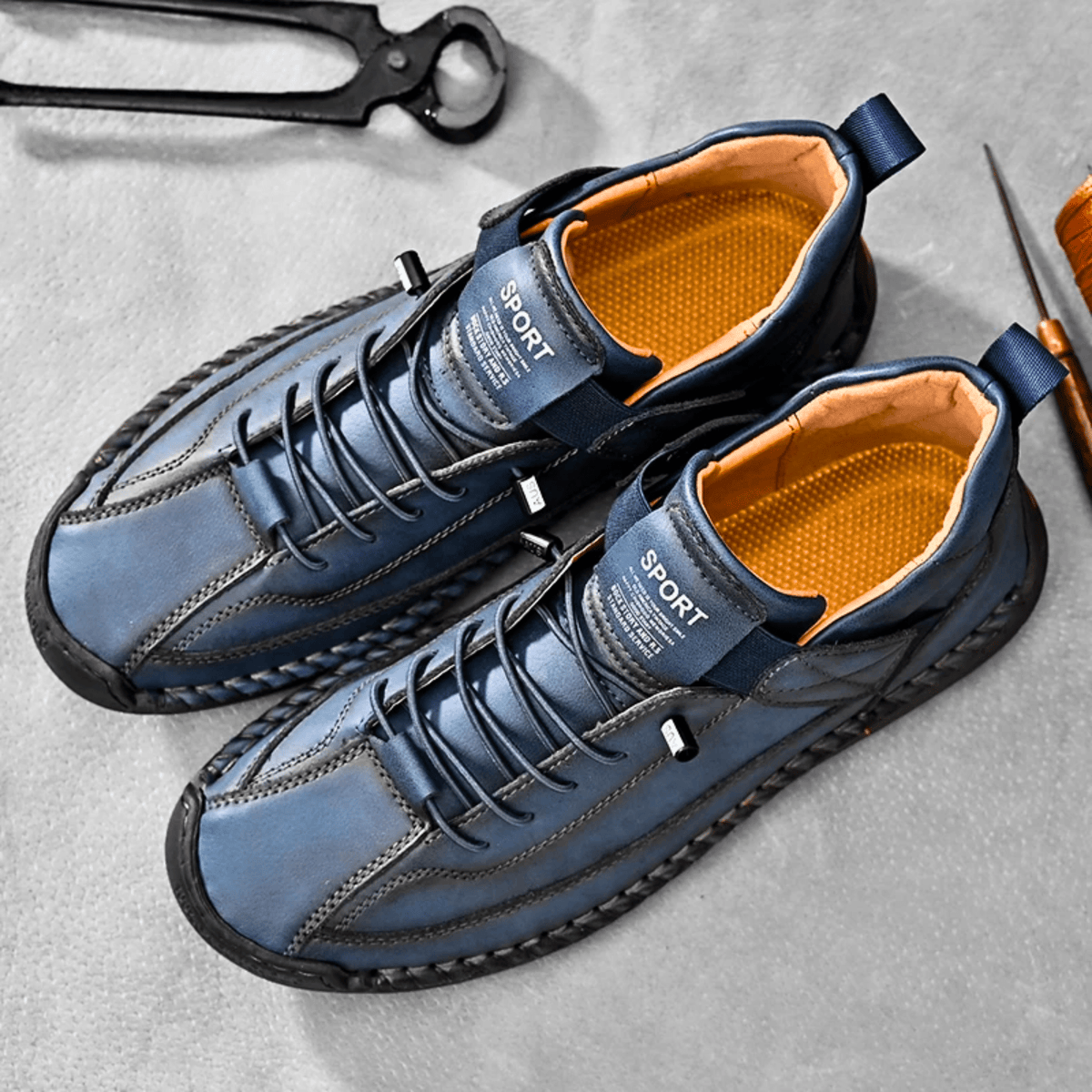 Sportliche Herren Sneakers mit Klettverschluss und lässigem Schnitt - 12