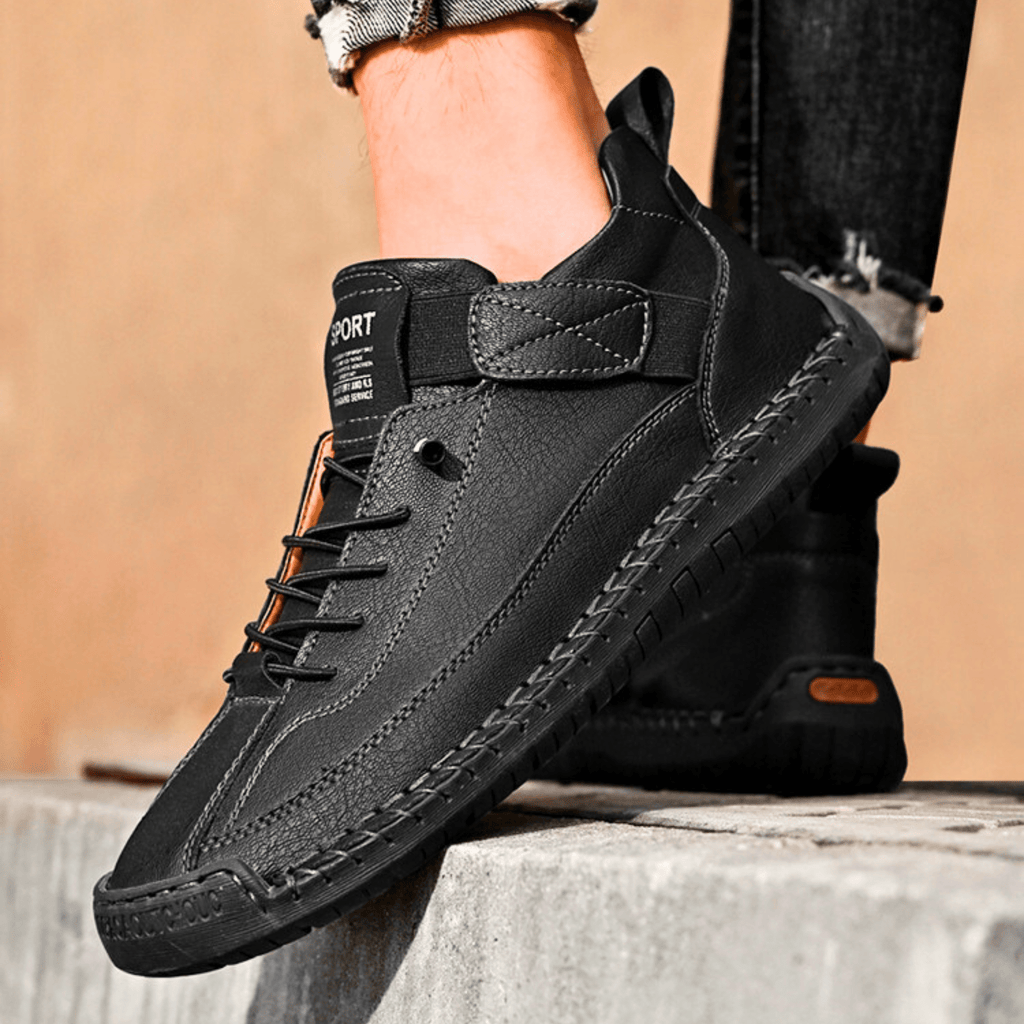 Sportliche Herren Sneakers mit Klettverschluss und lässigem Schnitt - 23