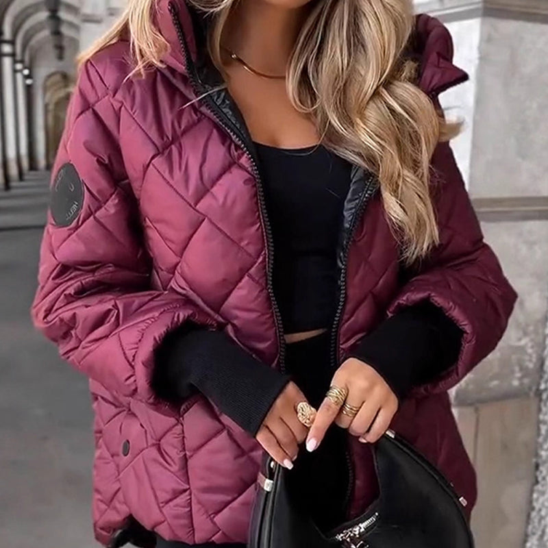 Damen Steppjacke mit Kapuze und modischer Silhouette - 1
