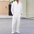 Herren Outfit: Lässiges Sweatshirt mit Viertelreißverschluss und bequemen Hosen - 1