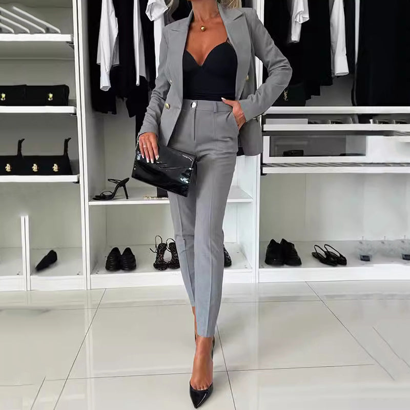 Blazer Damen mit figurbetonendem Schnitt und doppelten Knopfdetails - 5