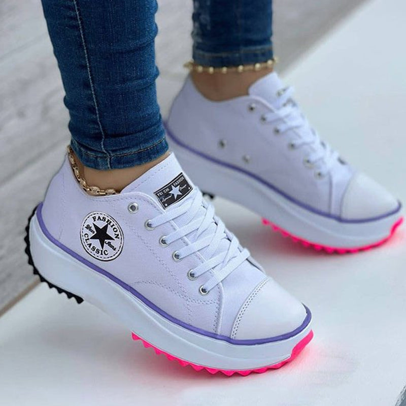 Sneakers Damen mit markanter Sohle und lässigem Design - 1