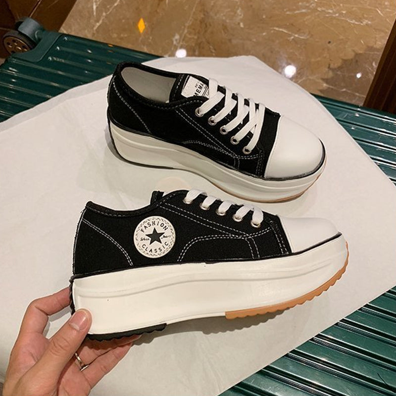 Sneakers Damen mit markanter Sohle und lässigem Design - 15