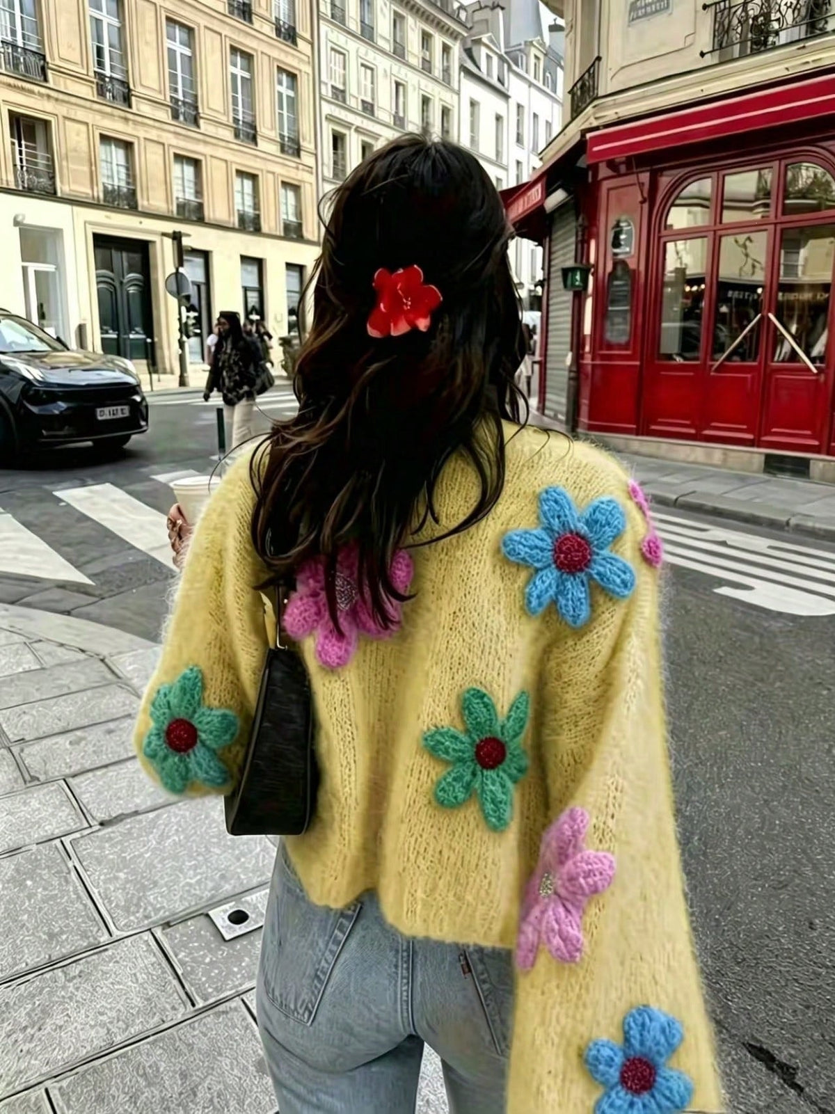 Cardigan Damen mit bunten Blumenapplikationen | T&S - 9 - Modeglanz