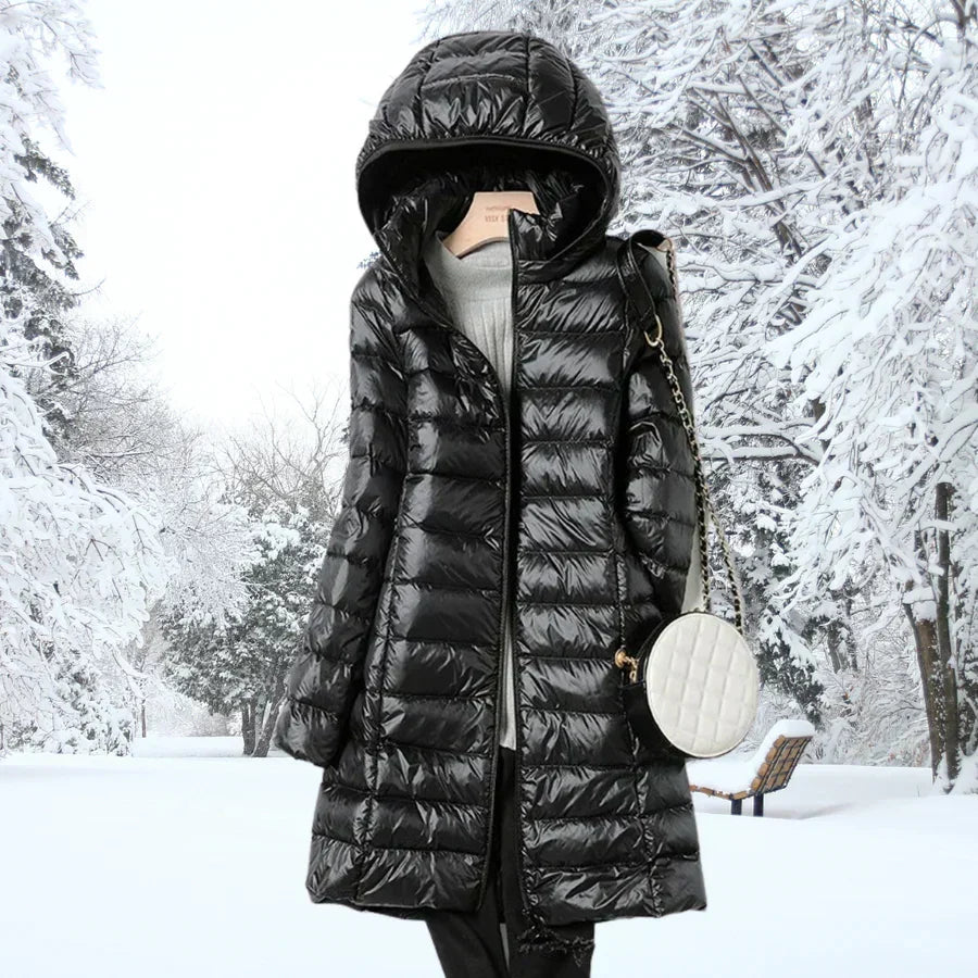 Winterjacke Damen mit Kapuze und taillierter Passform | T&S - 4 - Modeglanz