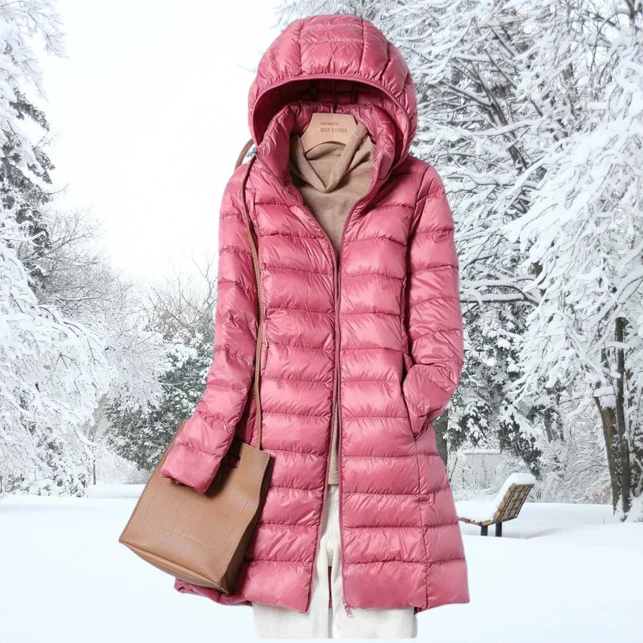 Winterjacke Damen mit Kapuze und taillierter Passform | T&S - 5 - Modeglanz