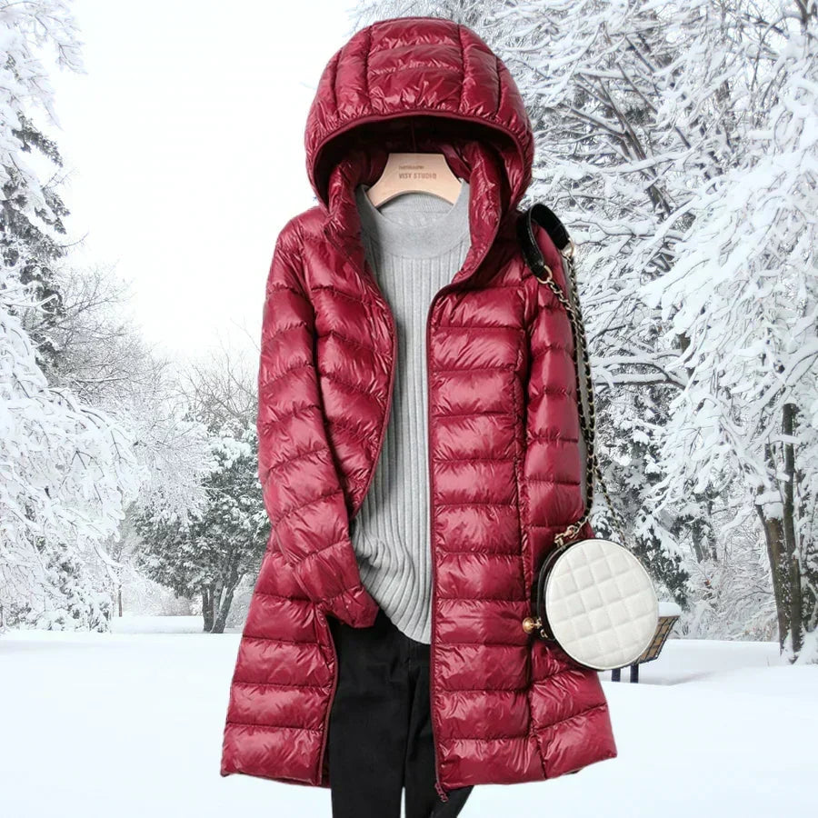 Winterjacke Damen mit Kapuze und taillierter Passform | T&S - 8 - Modeglanz
