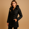 Winterjacke Damen mit Kapuze | Taillierter Schnitt und praktische Taschen | T&S - 1 - Modeglanz