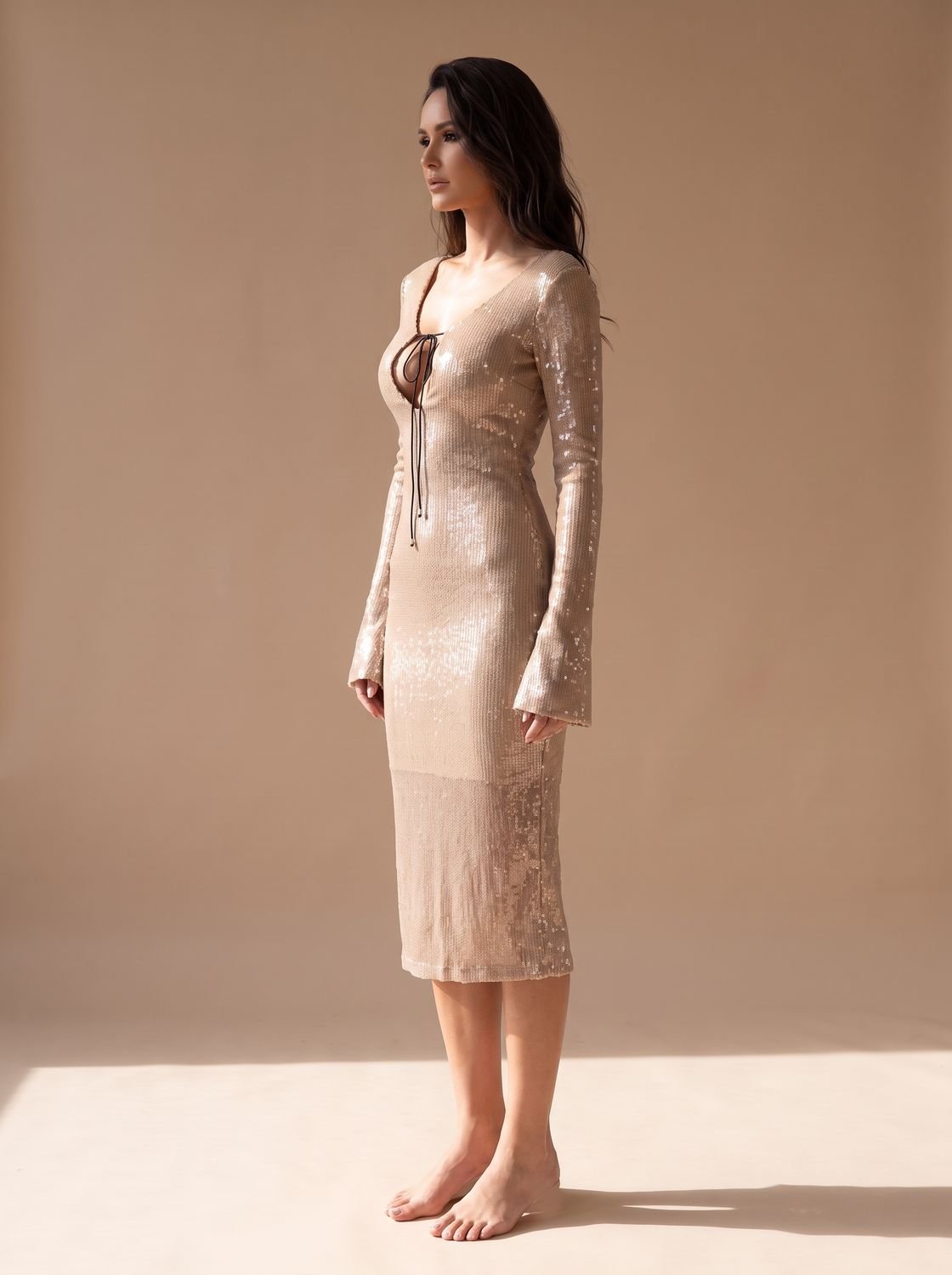 Midi Kleid Damen mit V-Ausschnitt und langen Ärmeln | T&S - 7 - Modeglanz
