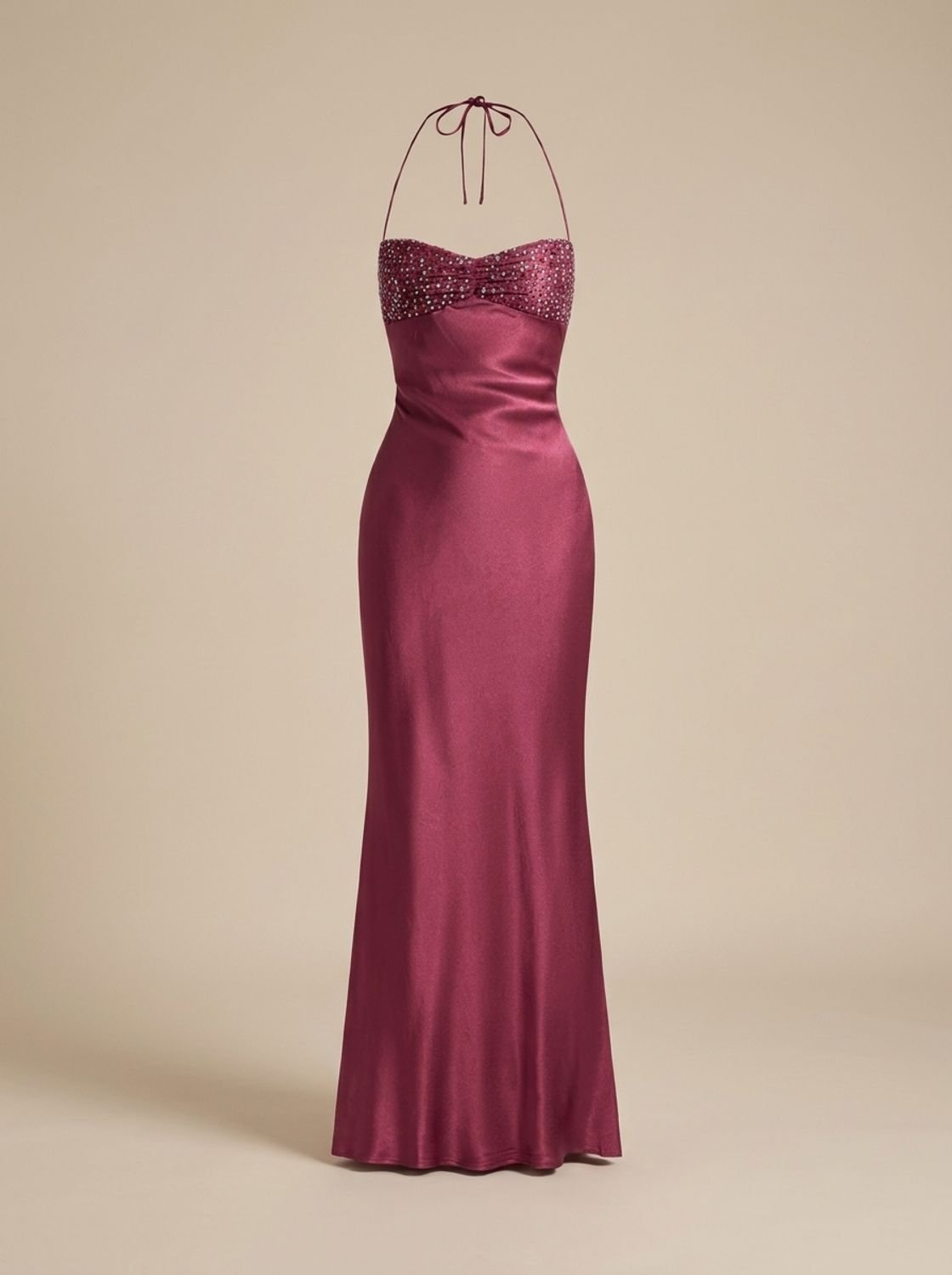 Abendkleid Damen mit Halterneck und figurbetonender Passform | T&S - 5 - Modeglanz