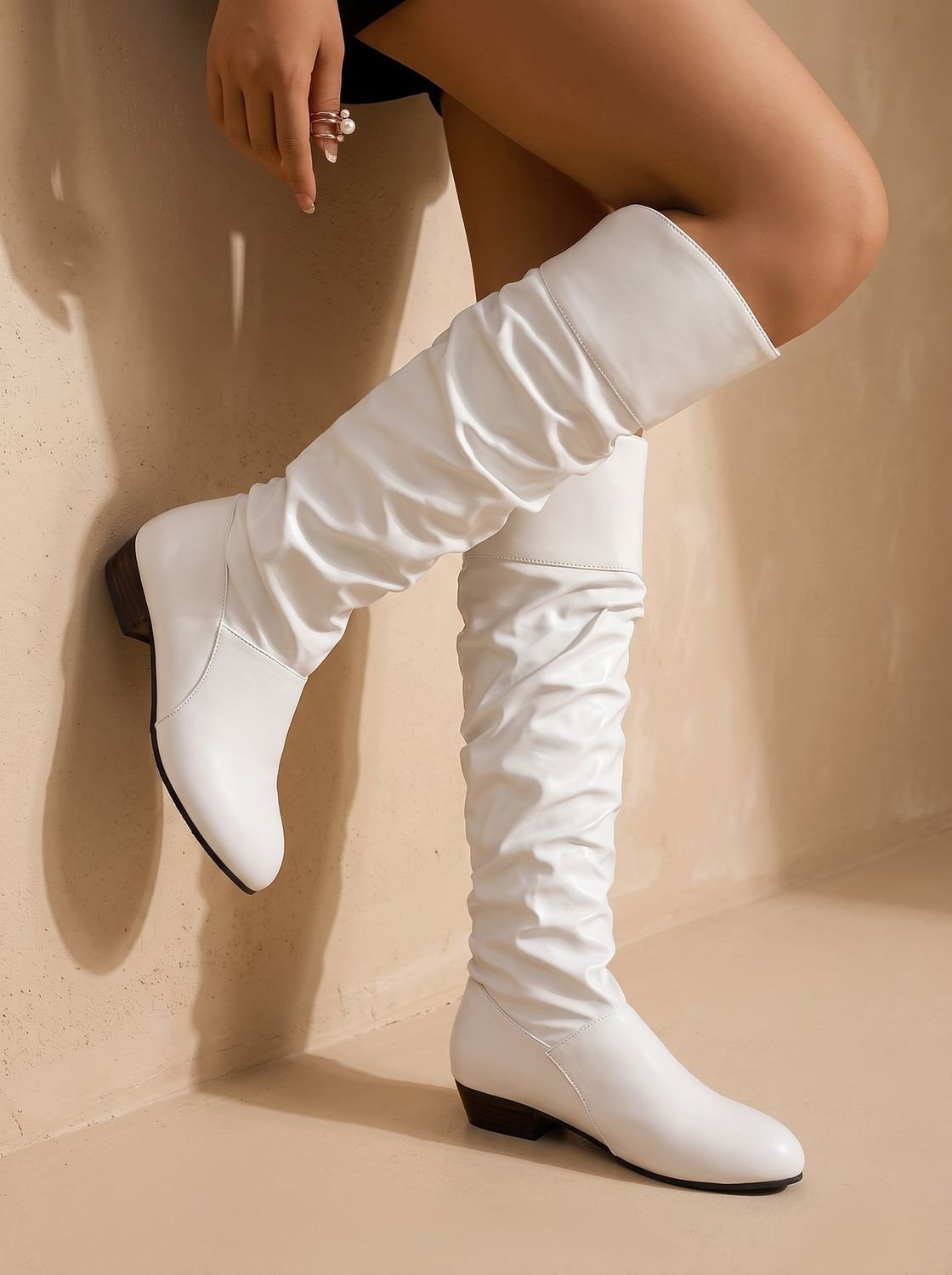Stiefel Damen mit gerafftem Schaft und komfortablem Blockabsatz | T&S - 9 - Modeglanz