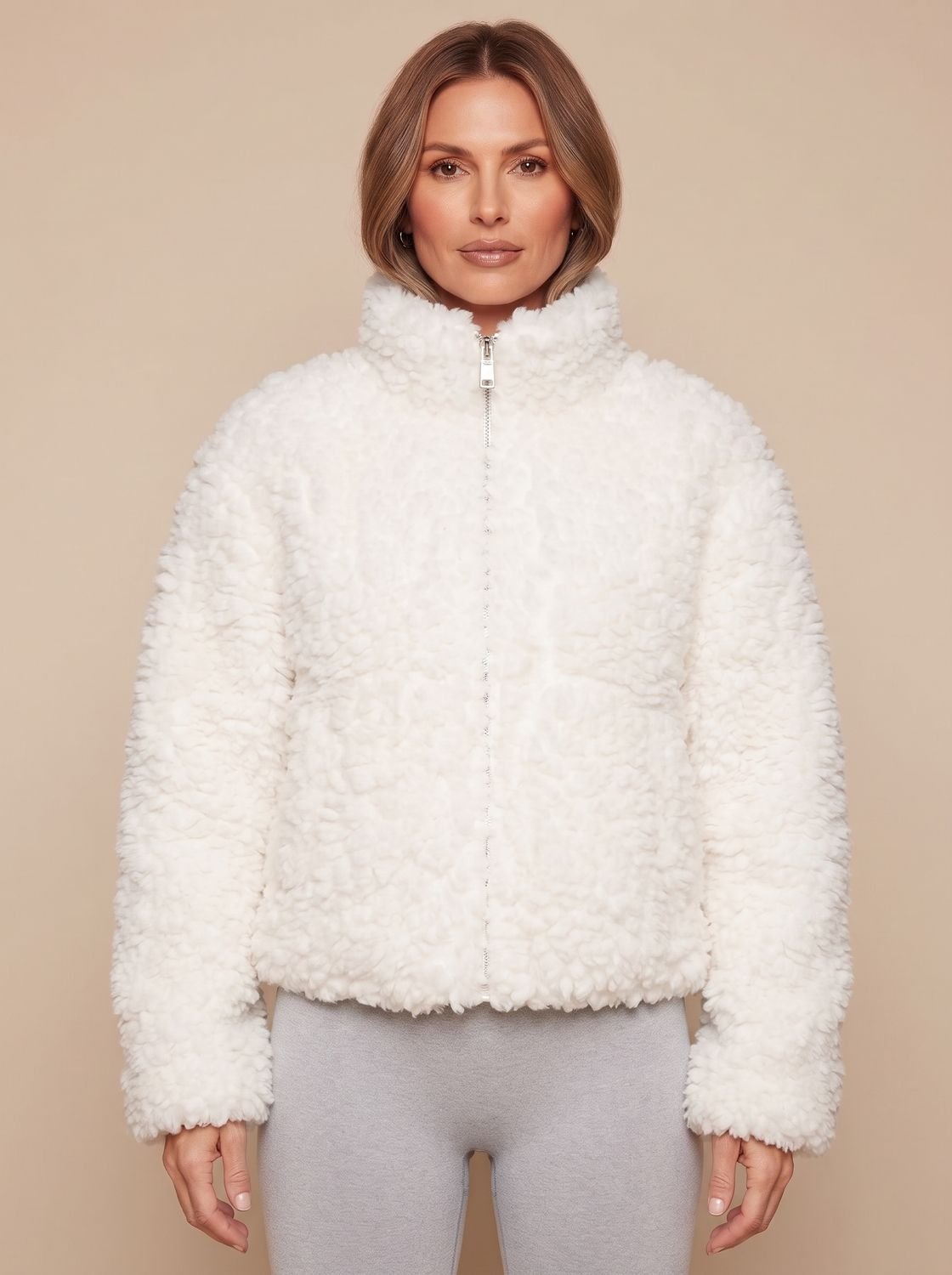 Damenjacke mit Stehkragen und Reißverschluss – lässiger Schnitt - 2 - Trendlinie