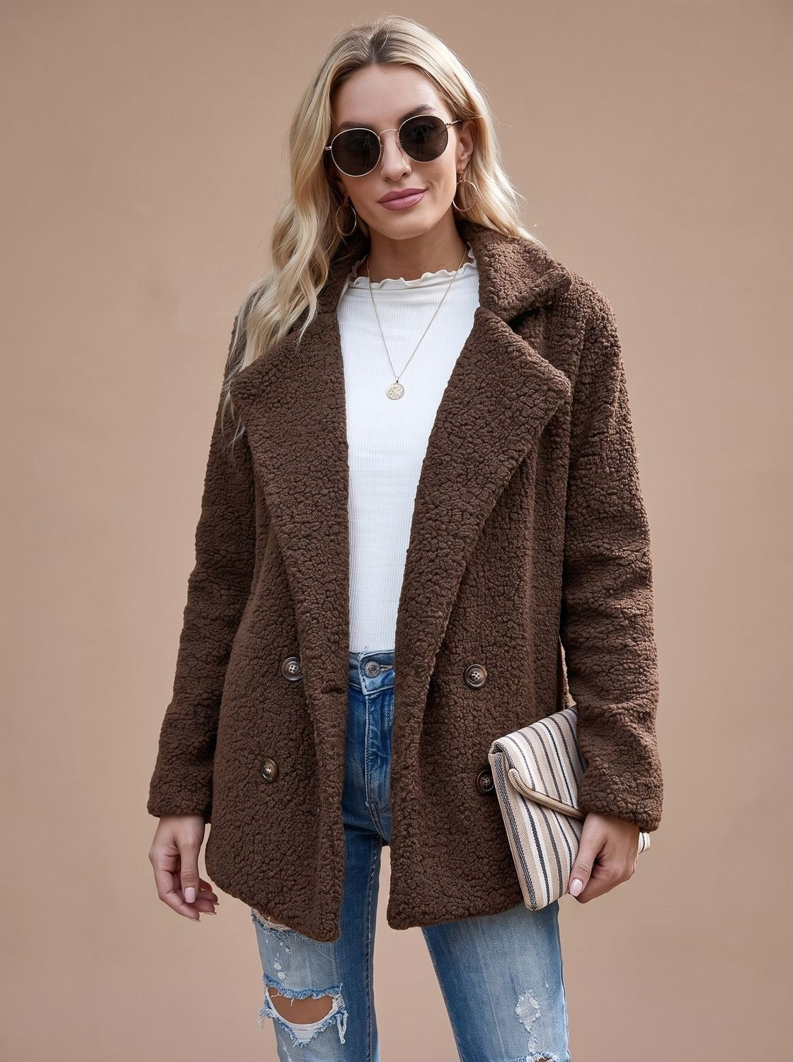 Damenjacke mit klassischem Revers und doppelter Knopfleiste - legerer Look - 4 - Trendlinie
