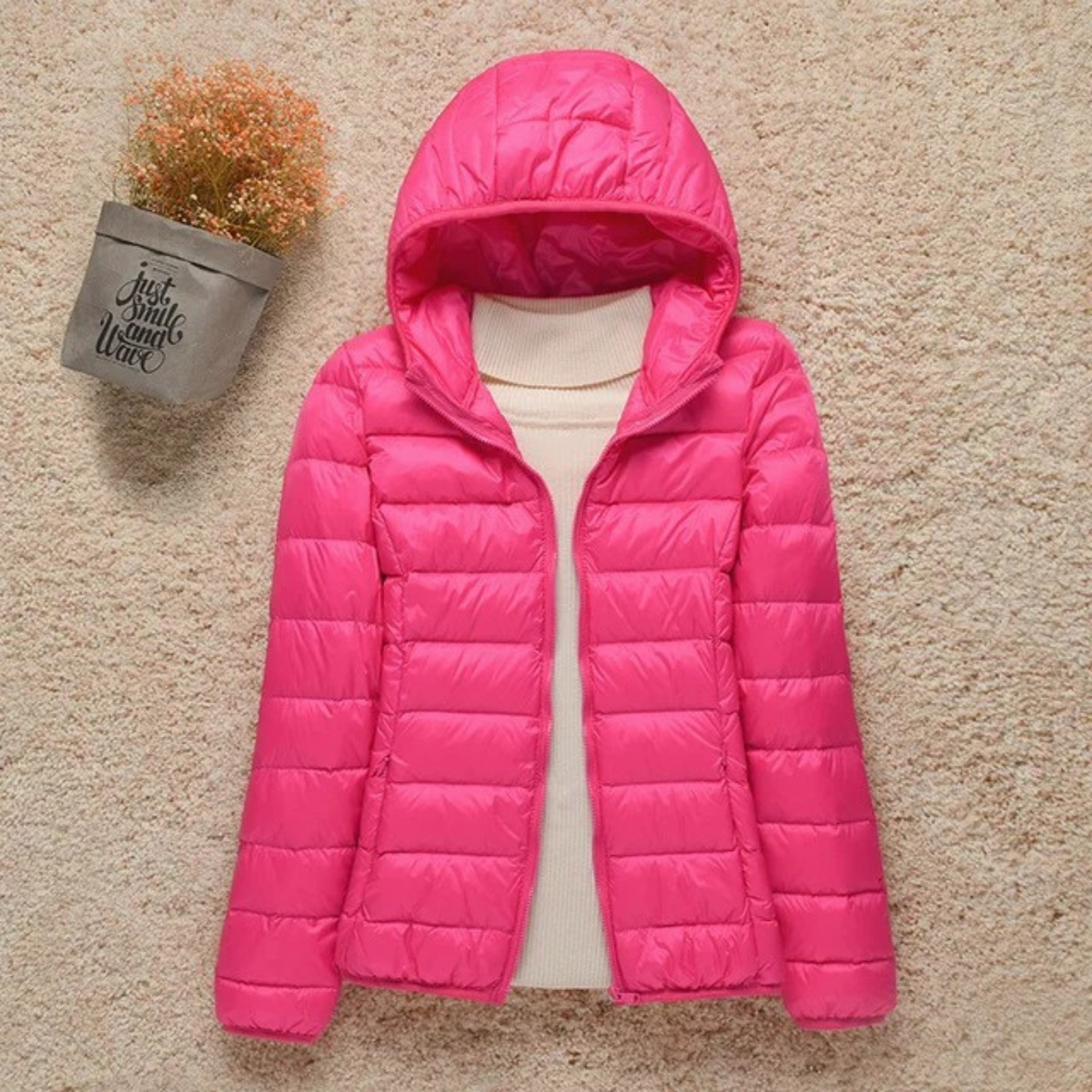 Damen Steppjacke mit Kapuze und tailliertem Schnitt - 1 - Trendlinie