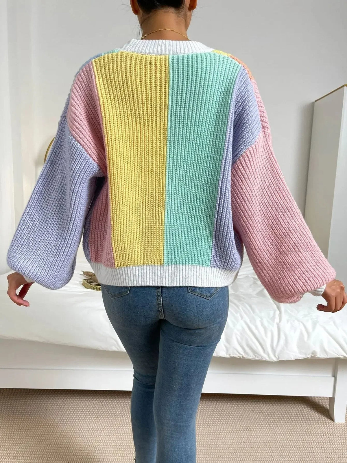 Bunter Damen Cardigan mit weitem Schnitt und lässigem Design | T&S - 3 - Trendlinie