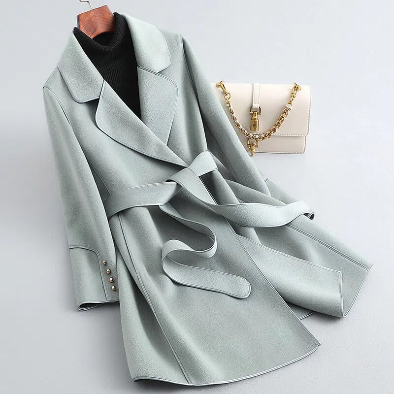 Trench Coat Damen mit Gürtel und Reverskragen | T&S - 4 - Trendlinie