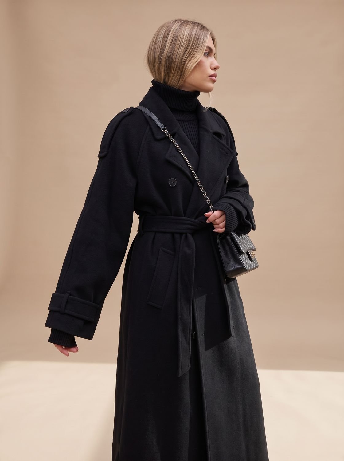 Trench Coat Damen mit Gürtel und lässiger Passform - 3 - Trendlinie