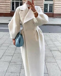 Trench Coat Damen mit taillierter Form und langen Ärmeln - 1 - Trendlinie