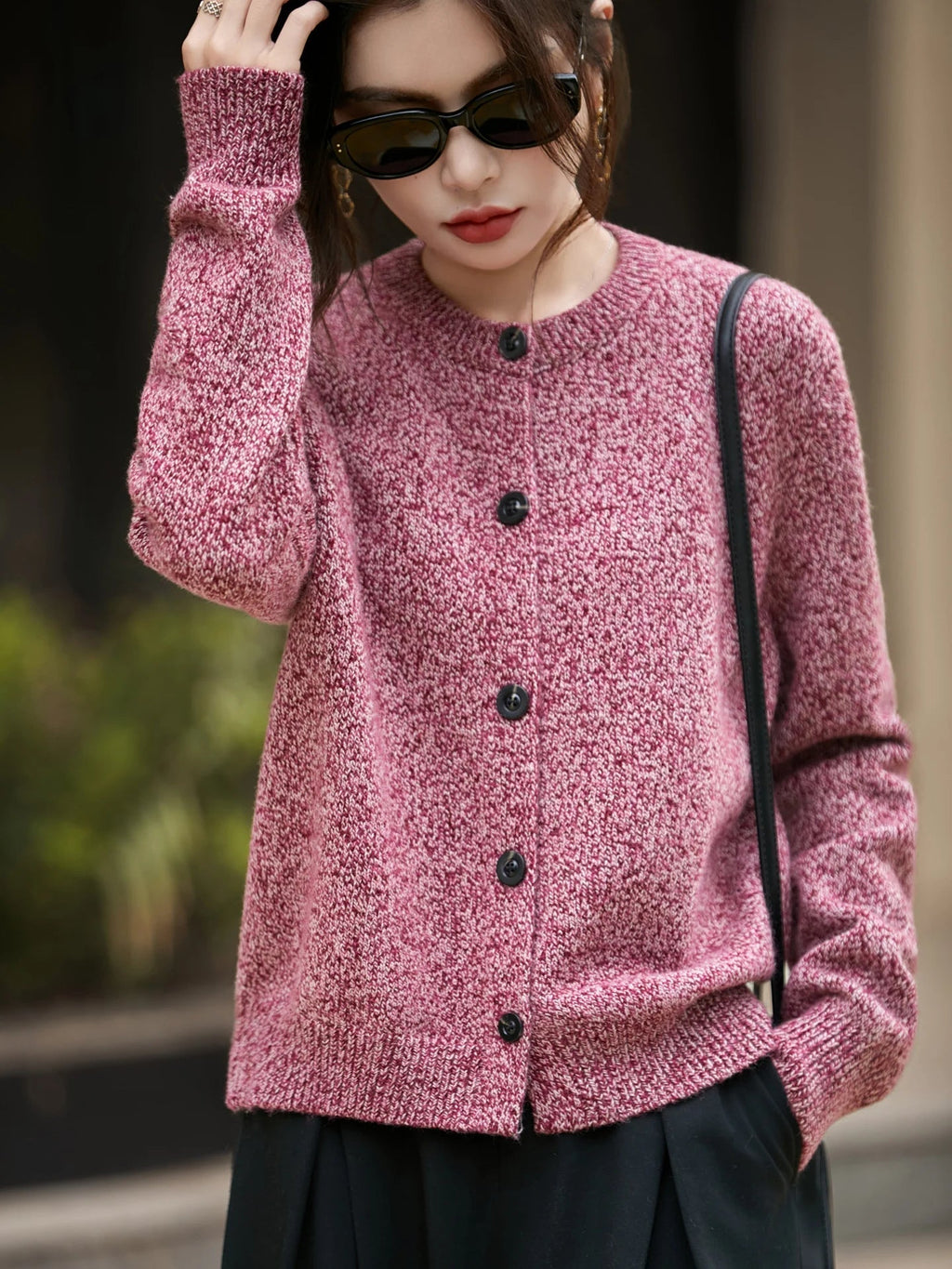 Stylischer Damen Cardigan mit Knöpfen und Rundhalsausschnitt - 7 - Trendlinie
