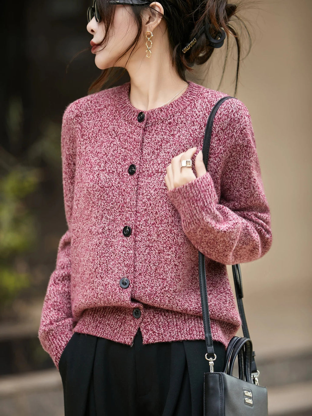Stylischer Damen Cardigan mit Knöpfen und Rundhalsausschnitt - 8 - Trendlinie
