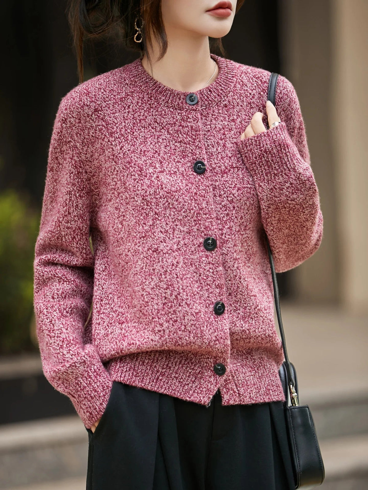 Stylischer Damen Cardigan mit Knöpfen und Rundhalsausschnitt - 12 - Trendlinie